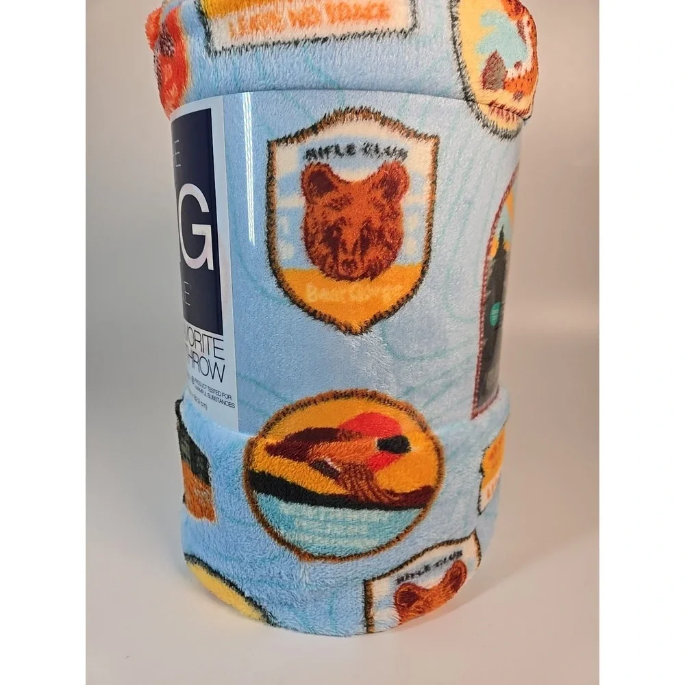 Wildlife Patches Oversized Plush Throw 5' x 6' *New*‎ ~ The Big One